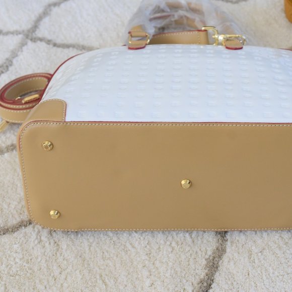 NEW! Arcadia dome satchel crossbody White Bag - Picture 8 of 16